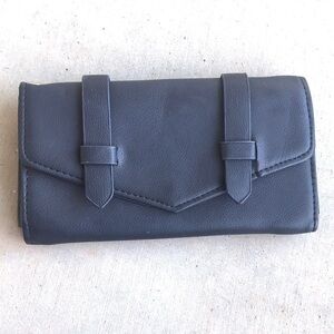 Black Gold Fold Over Envelope Messenger Wallet